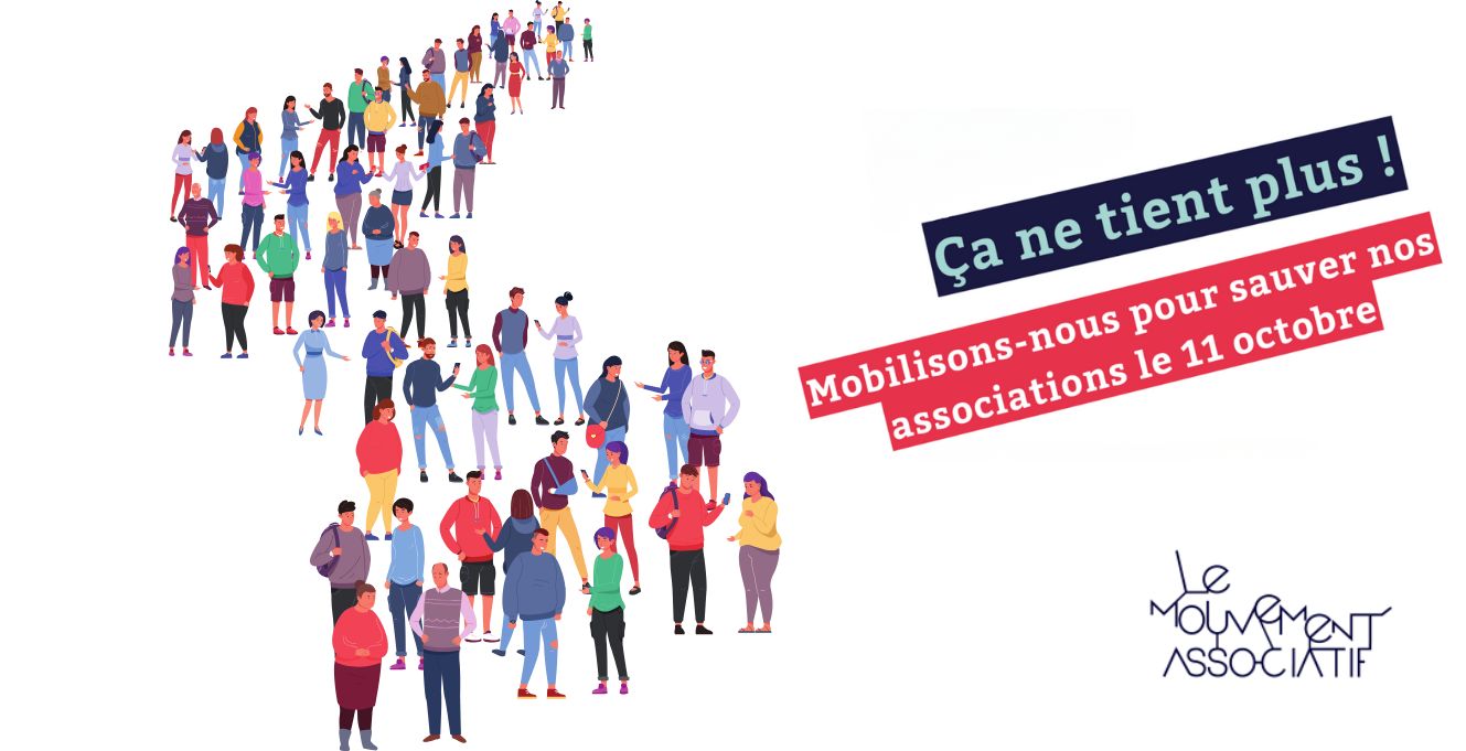Une foule est rassemblée en faveur des associations